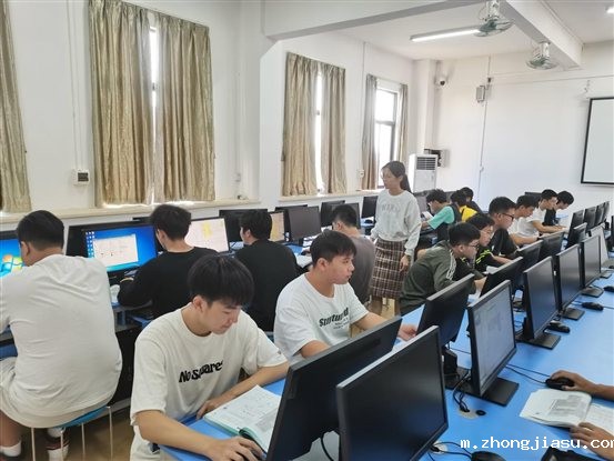 大数据工程技术实训室