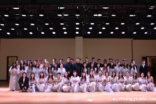 参演师生合影.jpg